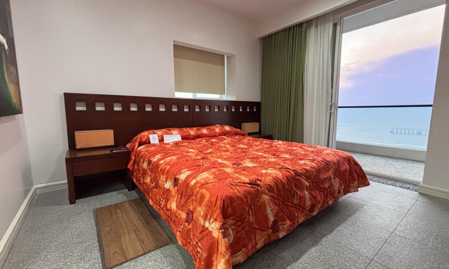 Two-Bedroom Suite,1642965966:JPEG