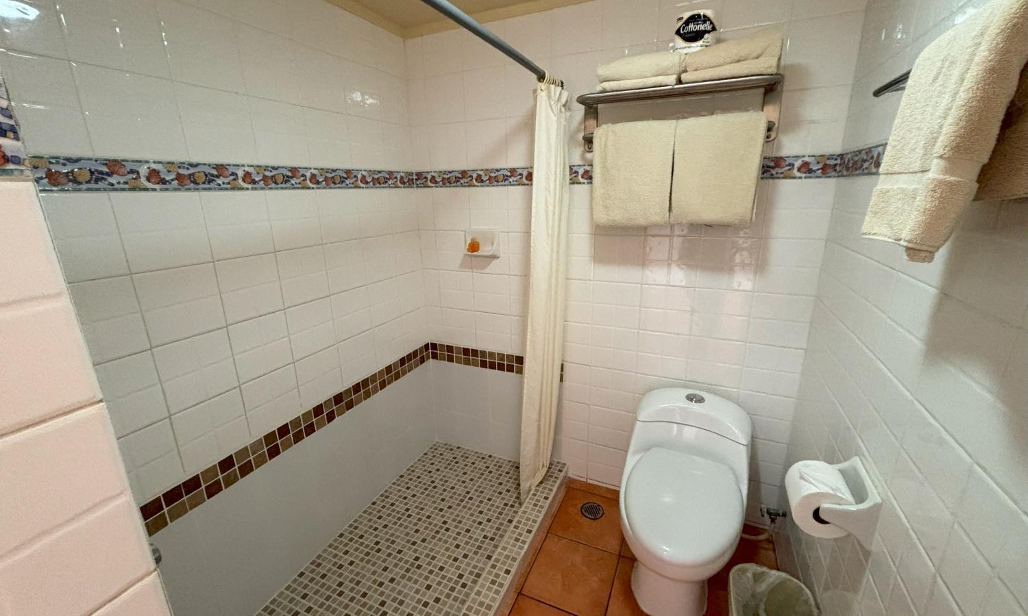 One-Bedroom Suite,1642965973:JPEG